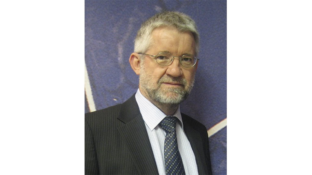 WILLEM LE ROUX
The South African mining industry is in danger of being overregulated
