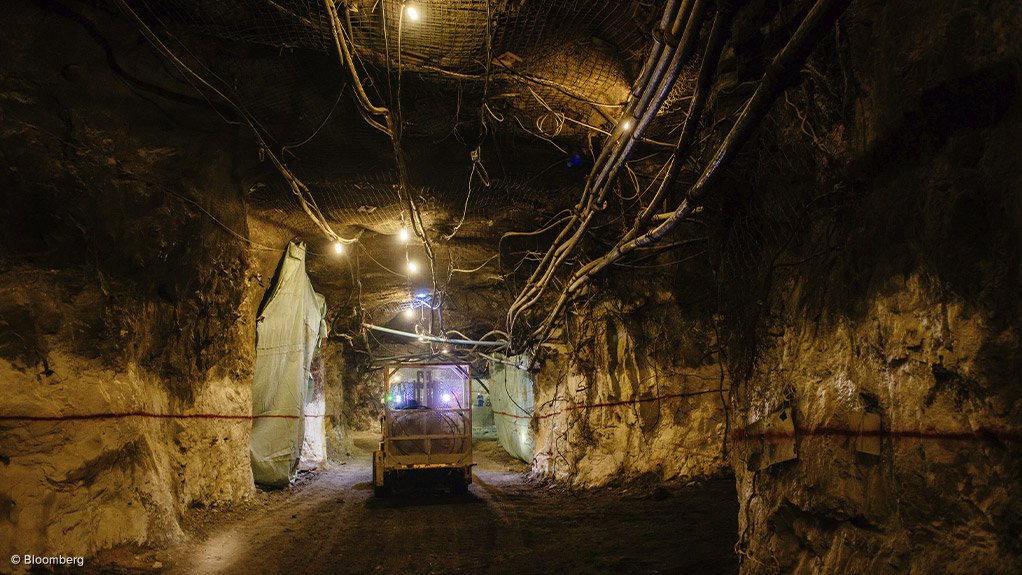 ‘Licence to operate’ and ‘disruption’ flagged as main challenges for miners in new EY report