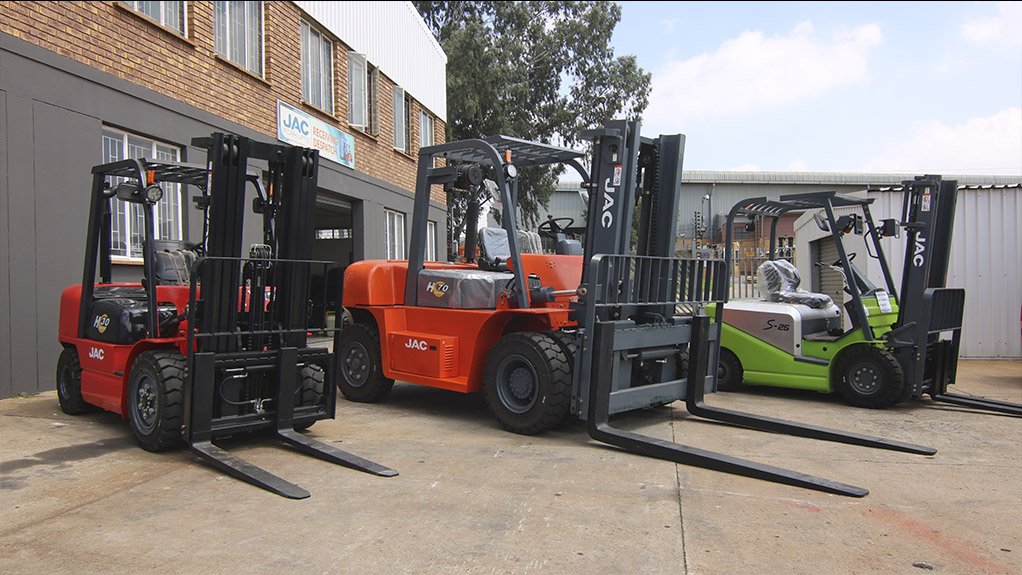 RAISING THE BAR The new models of JAC forklifts will enter the South African market this year 