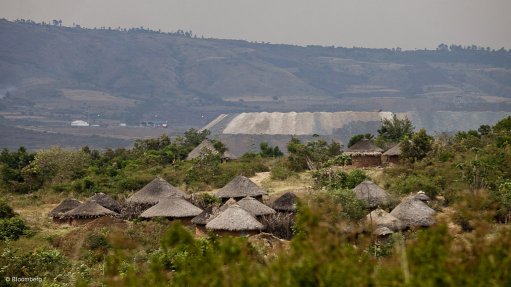 REDRESS FOR COMMUNITIES  
The guidelines outline the processes that must be adhere to, if the mining right results in physical resettlement of landowners, holders of informal and communal land rights, and other affected parties