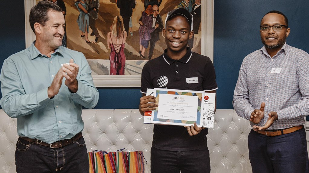 Musa Maluleka is the South African winner of the Entrepreneurs Organisation Global Global Student Awards. He is pictured with judges Adam Shapiro and Barak Mtunga