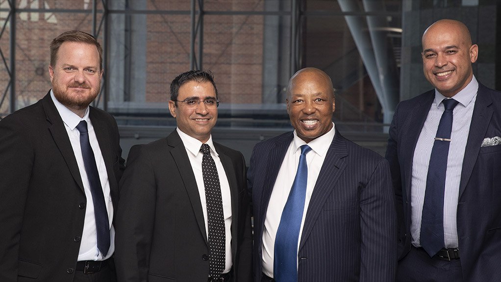 From left to right:Robert Hull, Worley Vice President for Mining, Minerals & Metals Africa
Yusuf Vorajee, CEO of Matasis Investment Holdings
Manne Dipico, Chairman of Matasis Investment Holdings
Denver Dreyer, Worley Senior Vice President for Mining, Minerals & Metals, Europe, Middle East and Africa
