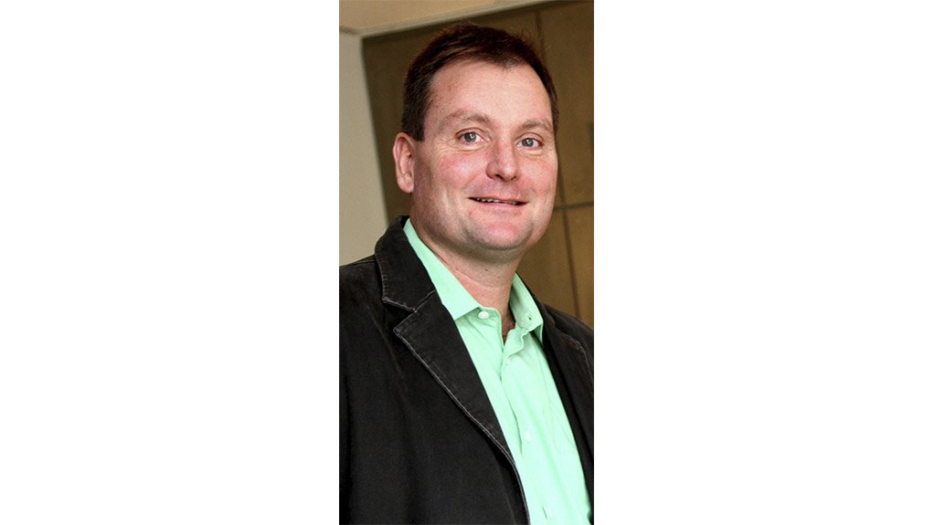 Concrete Knowledge Adds Professional Advantage