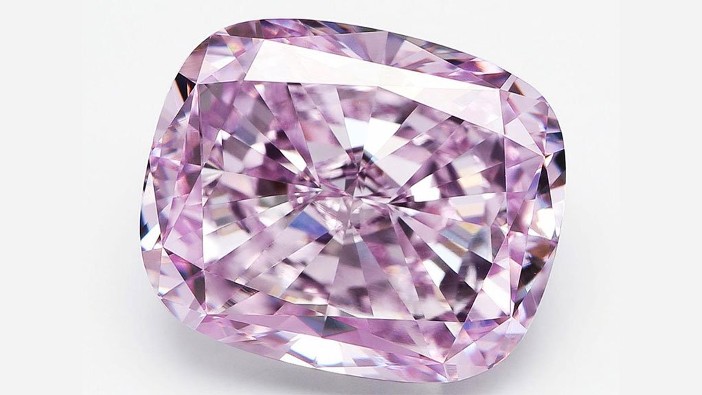 ALROSA sells 6-carat pink diamond to Larry West