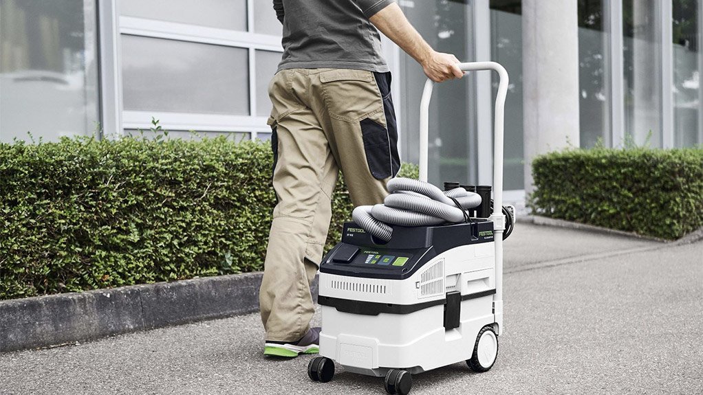 The Cleantec CT 15 extractor is compact and mobile