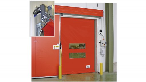 The Smart Reset roll-up door quickly recovers its alignment on its next opening or closing operation should the curtain be accidentally dislodged.