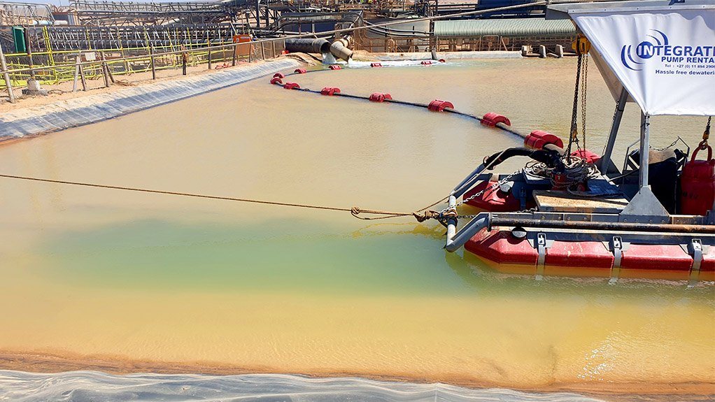 During the trial, the SlurrySucker was able to pump 250 cubic metres per hour of sediment with a solids content of 30 to 40%.