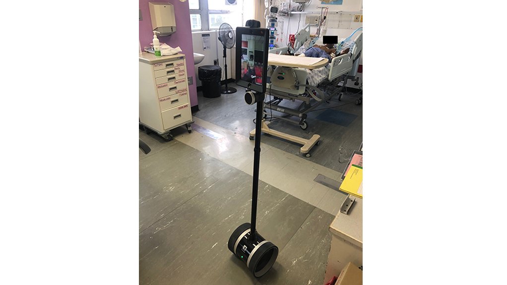 ‘Robot’ helps Tygerberg specialists on ward rounds during pandemic