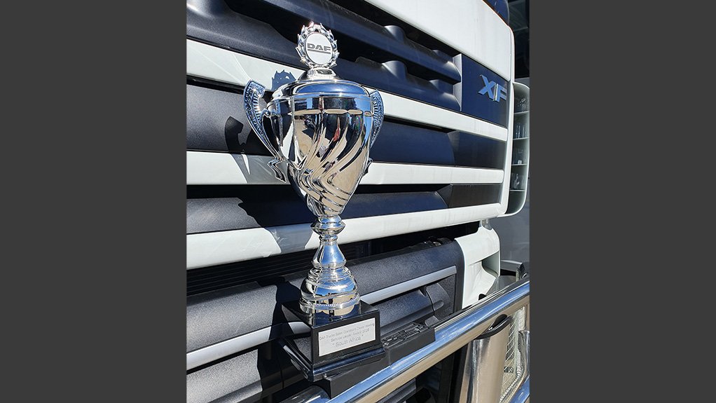 Keeping DAF Trucks on the road earns Babcock the DAF Service Dealer Award