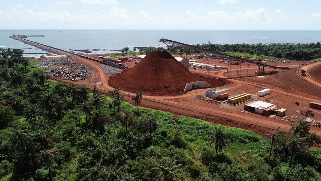 GUINEA-FOCUSED
Madini is focused on Guinea, where it has been involved from first drill hole through to production at Alufer Mining’s Bel Air Mining bauxite project
