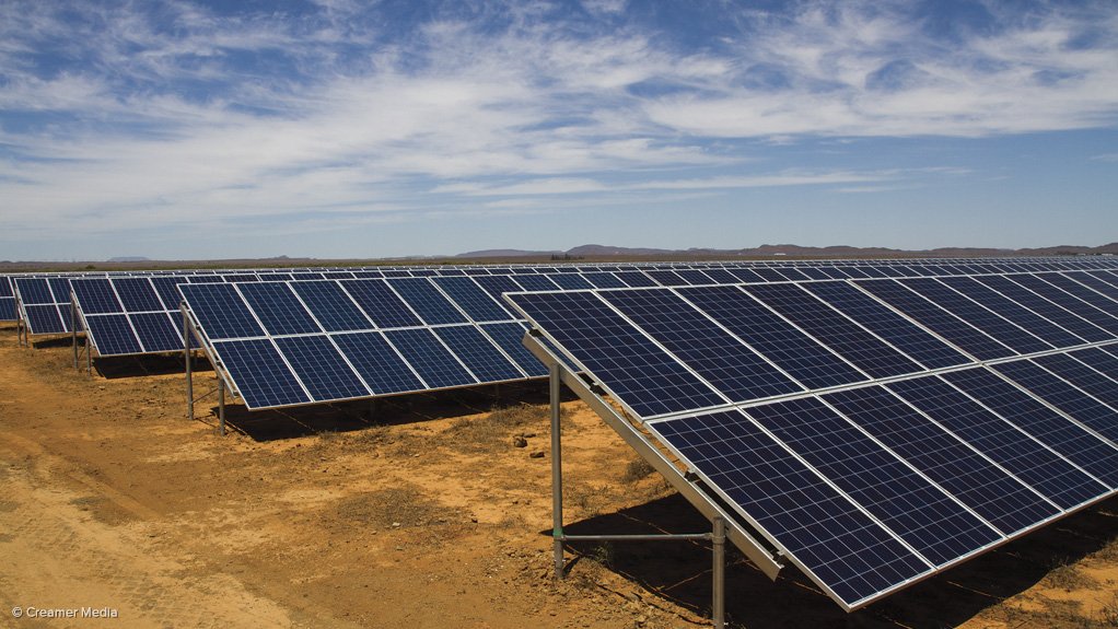 New England Solar Farm, Australia