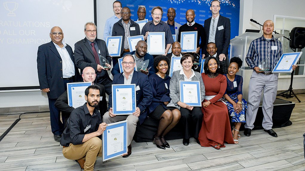 The BNE team celebrating safety achievements at the Health and Safety Awards event held in Gauteng in 2019
Roger O Callaghan addressing guests on the achievement of ZERO DIIR