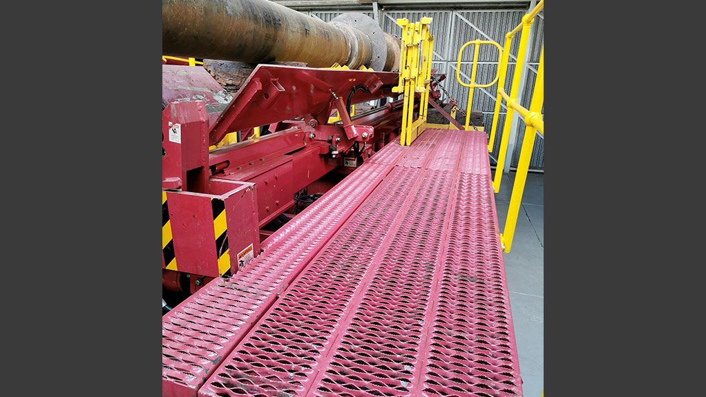 Mentis Die-Line walkways and planks installed around a drill vehicle