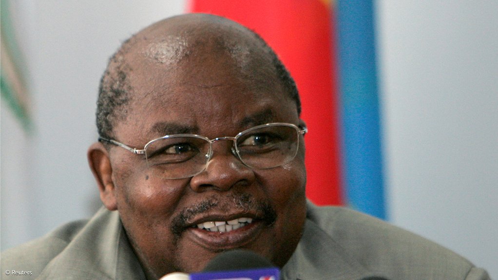 Former Tanzanian President Benjamin Mkapa