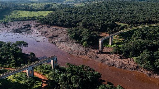 The Corrego do Feijao tailings dam collapse, in Brumadinho, left the nearby river polluted 