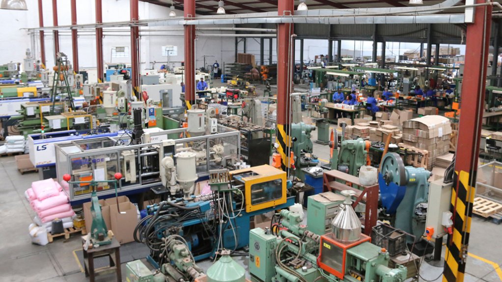 Hudaco factory mask production line.