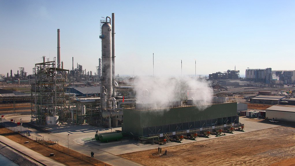 SOLID SUPPLY  
Omnia Group’s Sasolburg nitric acid plant enhances supply security in the group and ensured that BME had no stockouts during the hard lockdown