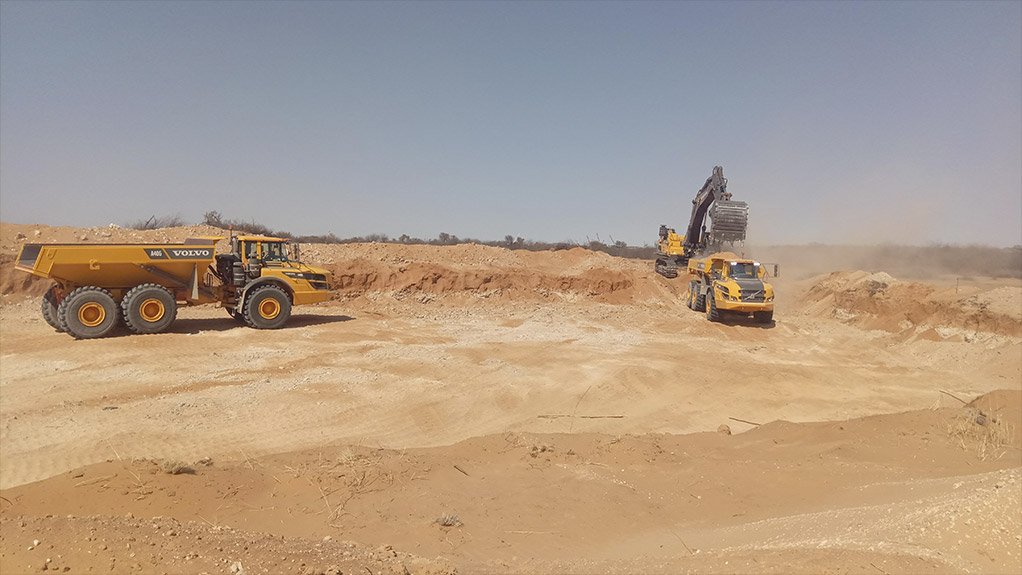 Menar’s East Manganese to commence mining operations