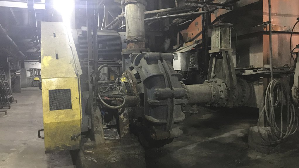 A Warman® MCR® pump improved wear life by 130% in this SAG mill discharge application at LaRonde gold mine in Quebec.