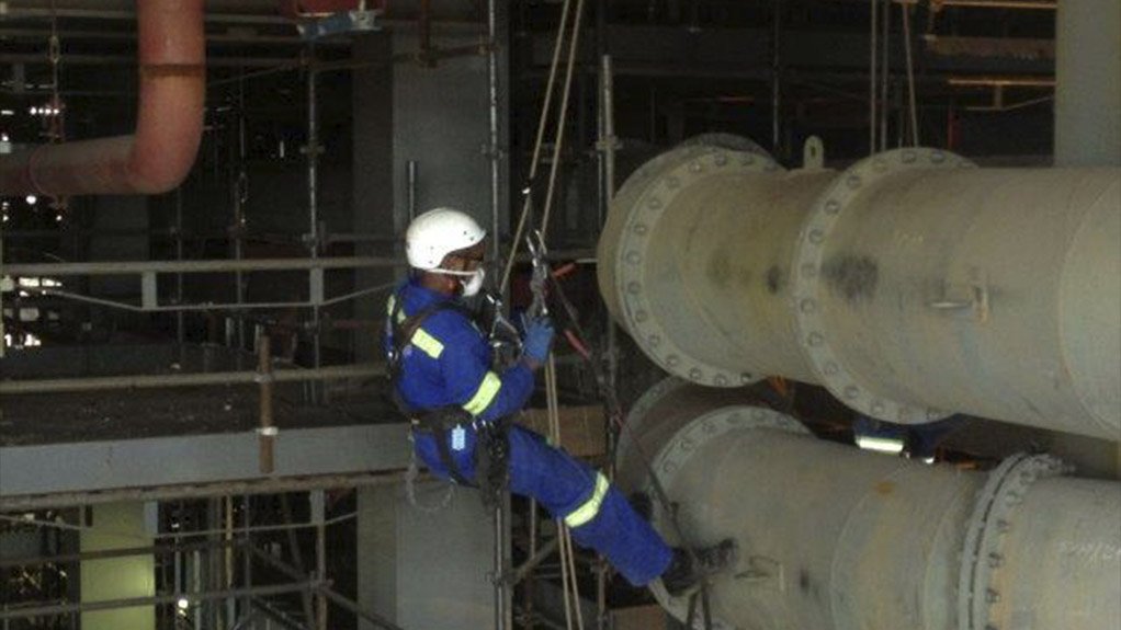 Skyriders undertakes UT wall thickness testing at Tutuka