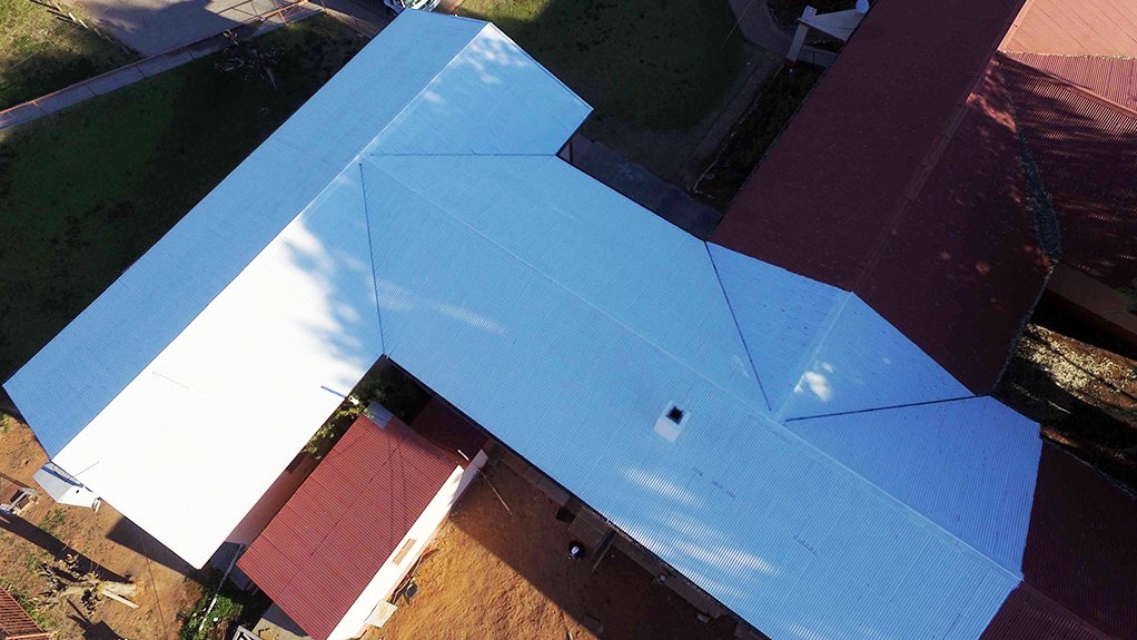 SANEDI rolls out cool roof project in Cape Town