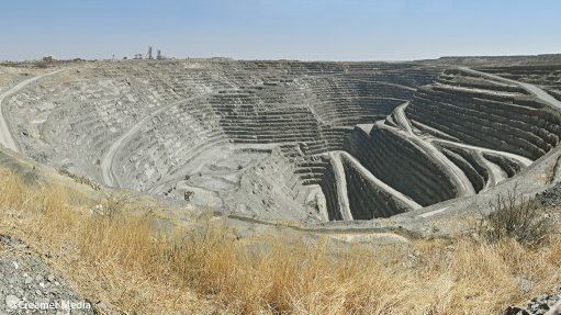 De Beers' Venetia open-pit diamond mine