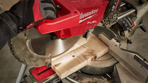 Cordless mitre saw is light-weight yet powerful