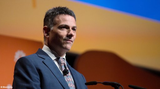 Einhorn doubles stake in Consol after coal miner slumped 50%