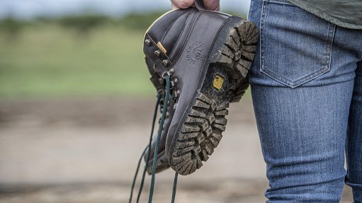 KZN-made Razorback boots a hit in US