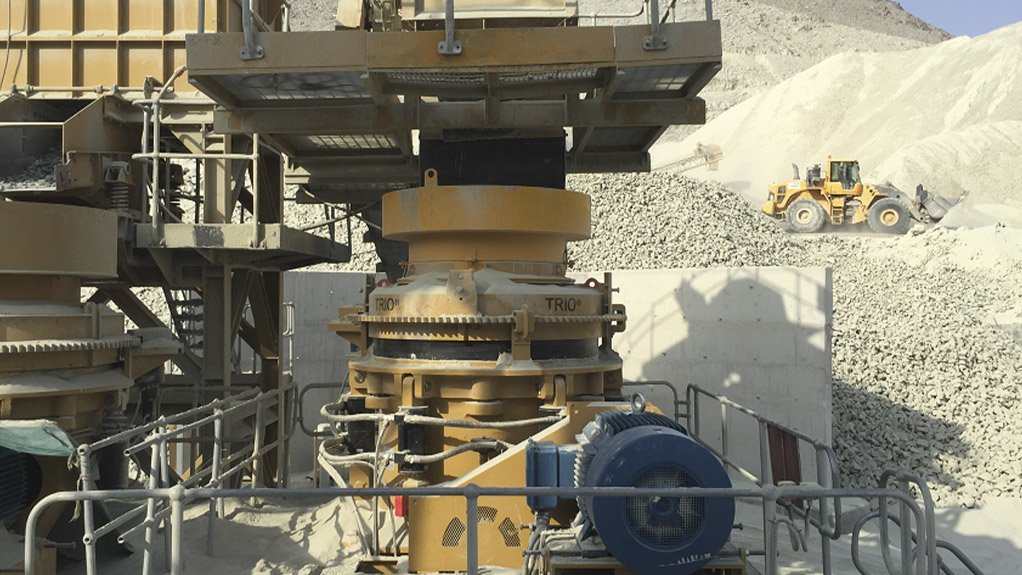 A Trio cone crusher installed at D’Gal LLC’s crushing operation in the Middle East.