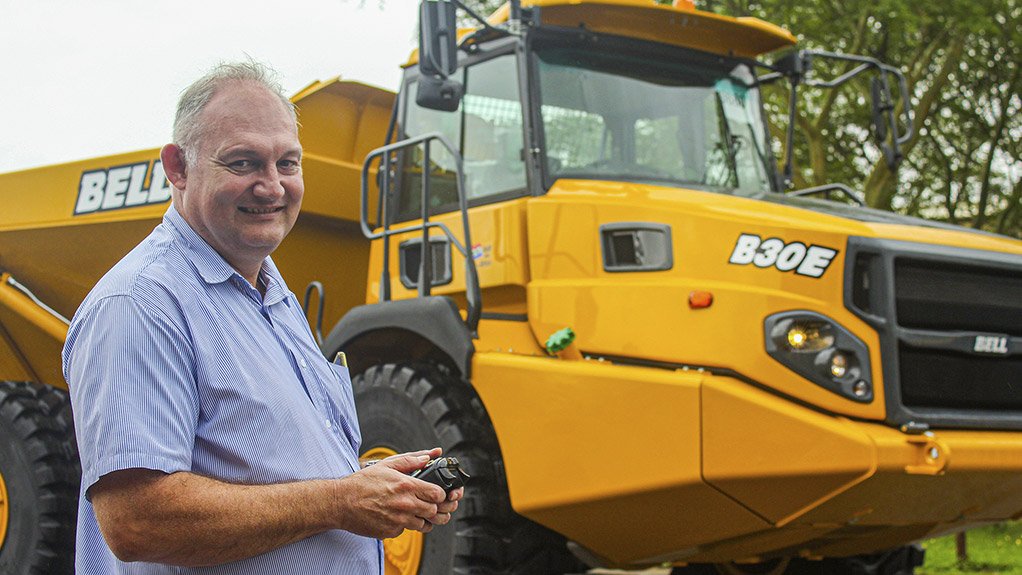 Bell Equipment’s Manager: Electrical and Software, Eben Lemmer, demonstrates the full remote control capability of a Bell ADT with a simple off-the-shelf gaming controller.