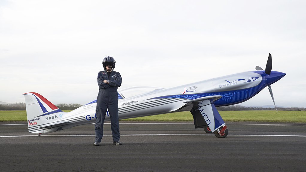 The Spirit of Innovation, with its test pilot Phill O’Dell