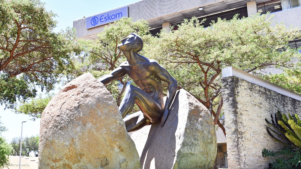 S&P sees Eskom debt solution as key to  unlocking restructuring