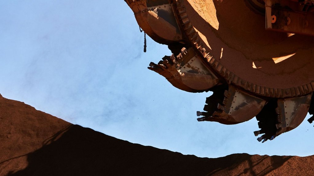 Iron-ore sees year's second-worst week on China pollution crackdown