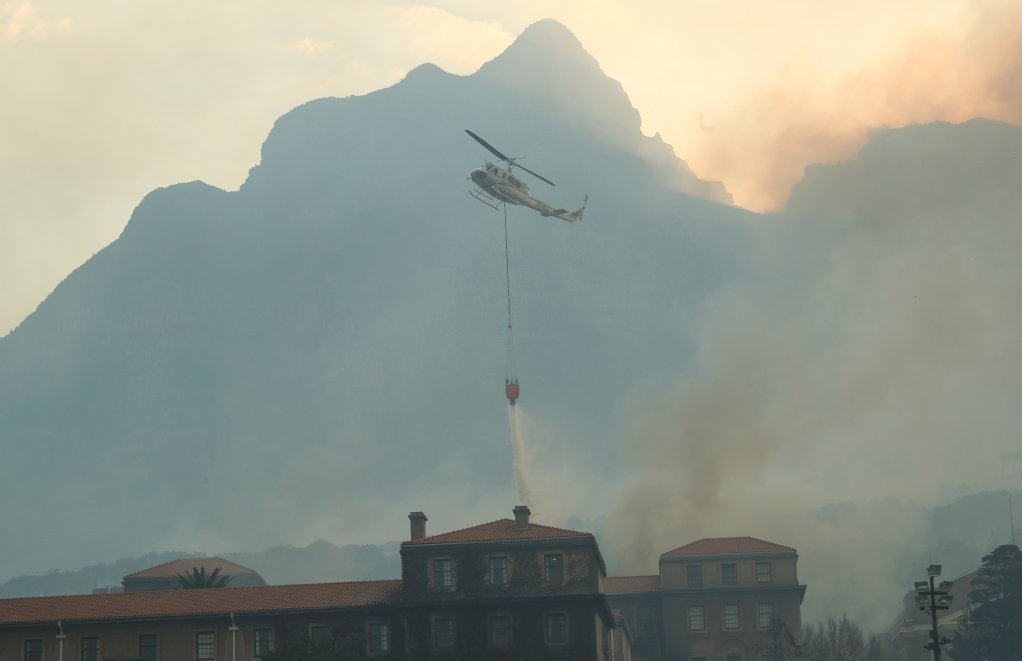 SANDF called in to help fight Cape Town fire