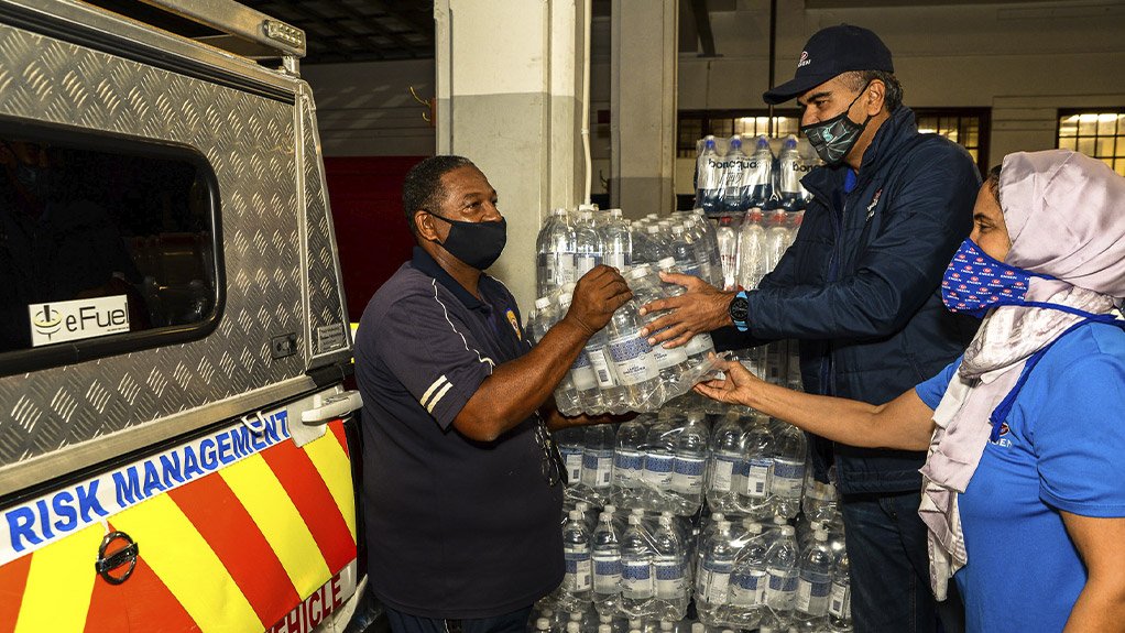 Engen steps up to support brave Cape Town firefighters and displaced students 