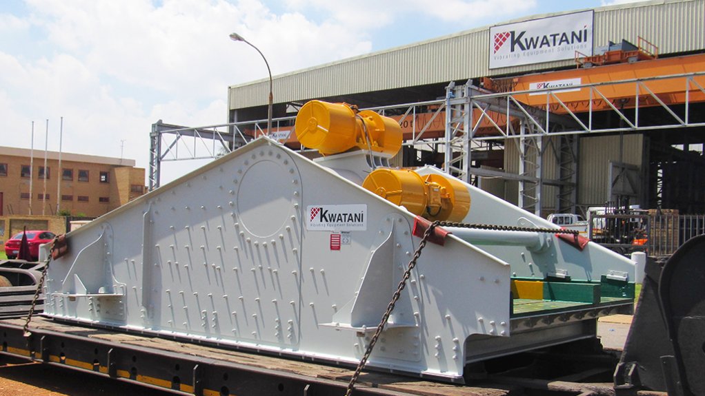 CUSTOM-DESIGNED VIBRATING EQUIPMENT
One of many single deck screens manufactured by Kwatani ready for delivery 
