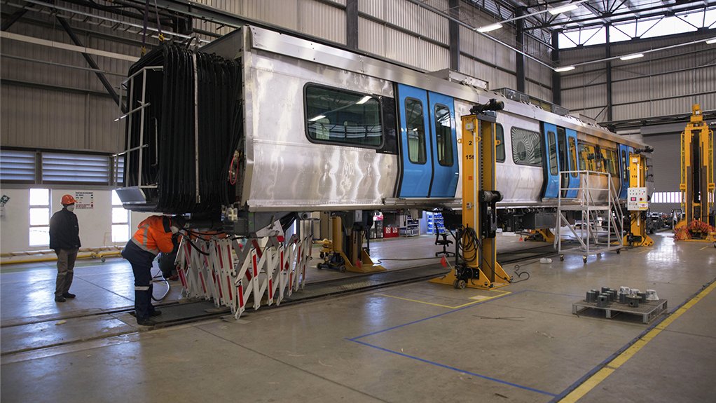 IMPROVED TURNAROUND 
In the 2020/21 financial year, Gibela produced 25 train sets, an improvement on the ten sets produced in the previous financial year
