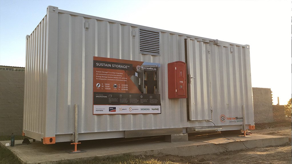 BATTERY ENERGY STORAGE 
The aim of the project – successfully completed at the end of March this year – is to alleviate healthcare pressure at the hospital during the Covid-19 pandemic
