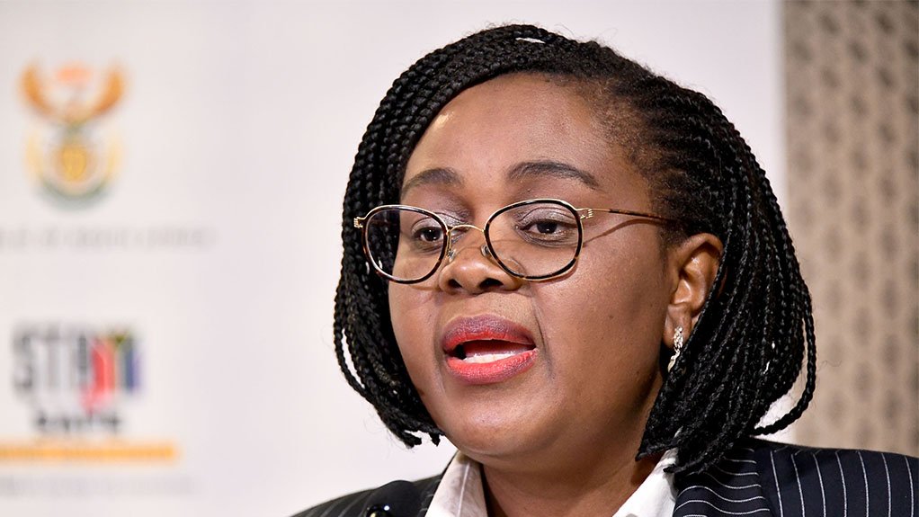 Picture of the Acting Health Minister Mmamoloko Kubayi