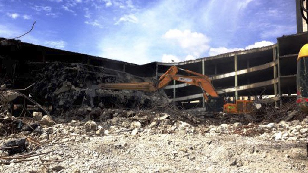 Demolition vs. deconstruction in a sustainable built environment