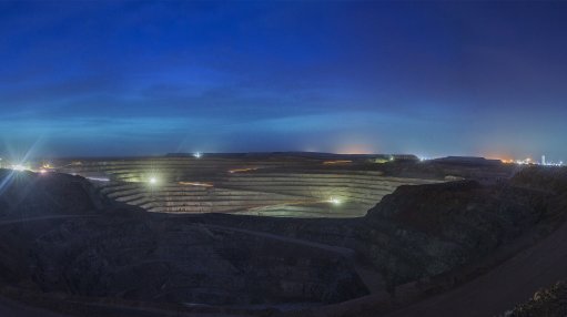 An image showing the openpit of Oyu Tolgoi at night.