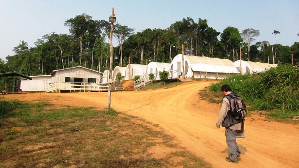 An image of the Tocantinzinho mining camp in Brazil.