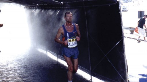 Image of Mist-cooling tunnels from Hawk pumps, used in the Comrades marathon