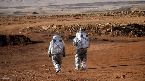 MARS SIMULATION: Earlier this month, the Austrian Space Forum set up a simulated Martian base together with the Israel Space Agency at Makhtesh Ramon, a 500-m deep, 40-km wide crater, in Israel’s Negev desert. During a three-week mission, six astronauts from Austria, Germany, the Netherlands, Israel, Portugal and Spain will remain in complete isolation in a unique structure meant to simulate a space station. The astronauts will undertake a variety of experiments that have been selected for the project, in which more than 200 scientists from 25 countries are involved. Photograph: Amir Cohen for Reuters
