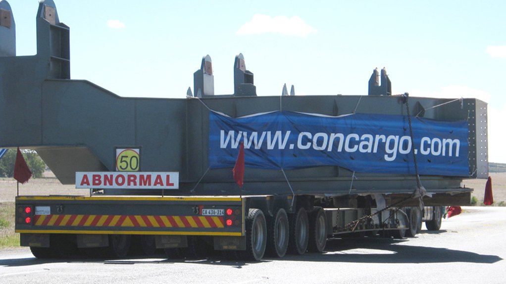 Image of a Concargo truck carrying an abnormal load 