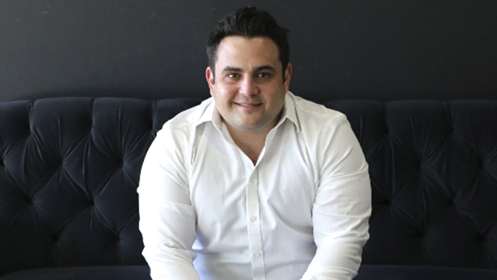 Image of Aura CEO Warren Myers