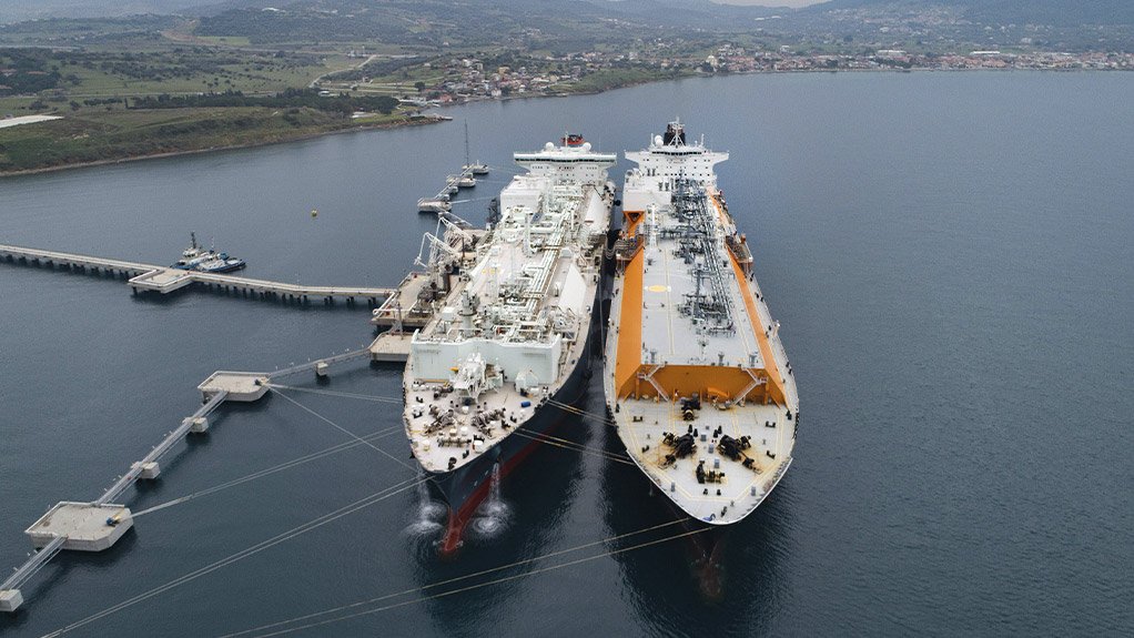 RFI envisages an FSRU, similar to the one pictured, for the Port of Ngqura, in the Eastern Cape