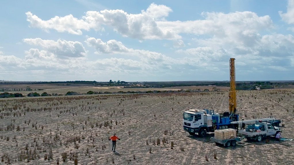 Image of a drill rig at the Siviour graphite project, in Australia