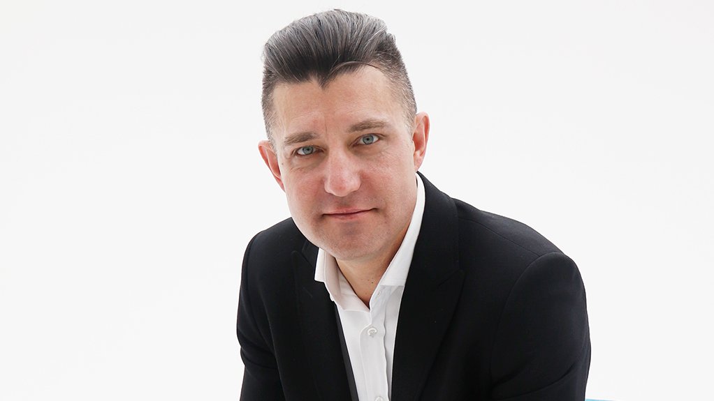 Image of George Mienie